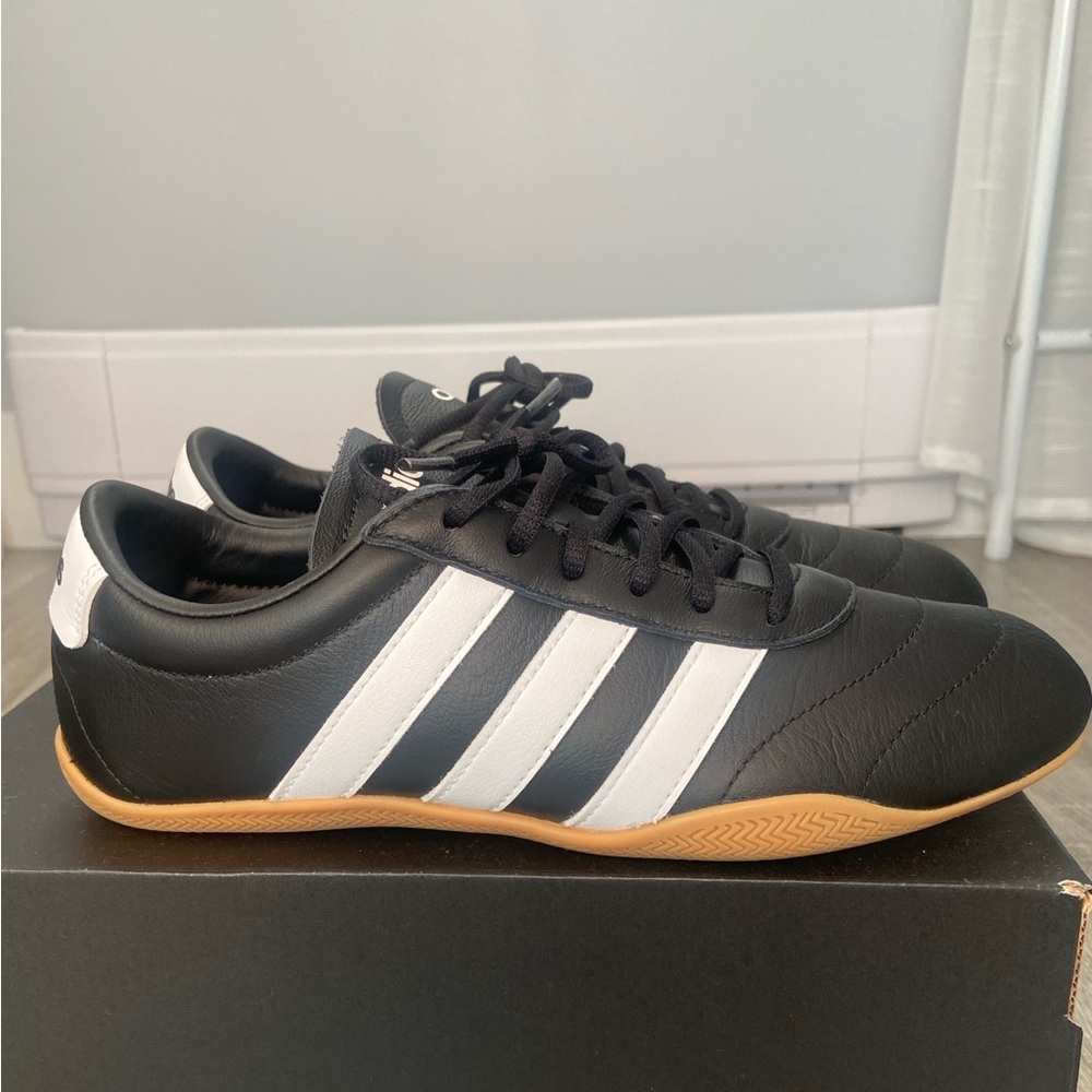 Brand new Women’s 6.5 adidas shoes